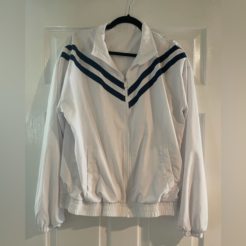 ZYIA Women’s Windbreaker White and Navy XL